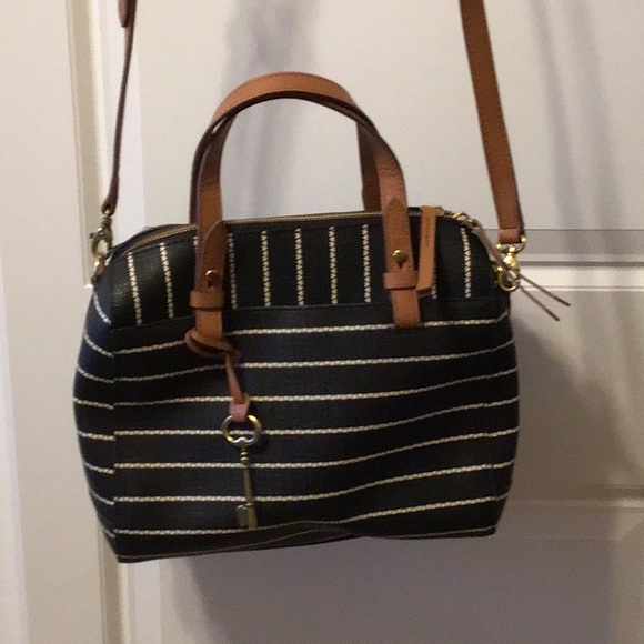 Fossil Rachel Style Crossbody Bag and matching Wallet - Picture 2 of 13